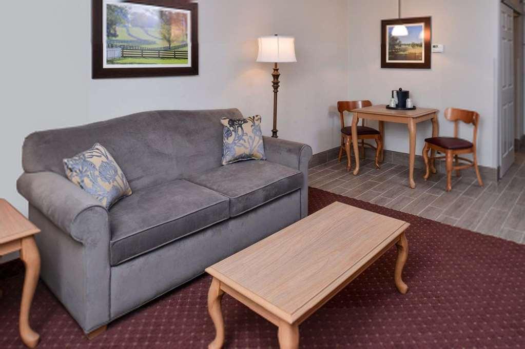 Appomattox Inn And Suites Habitación foto